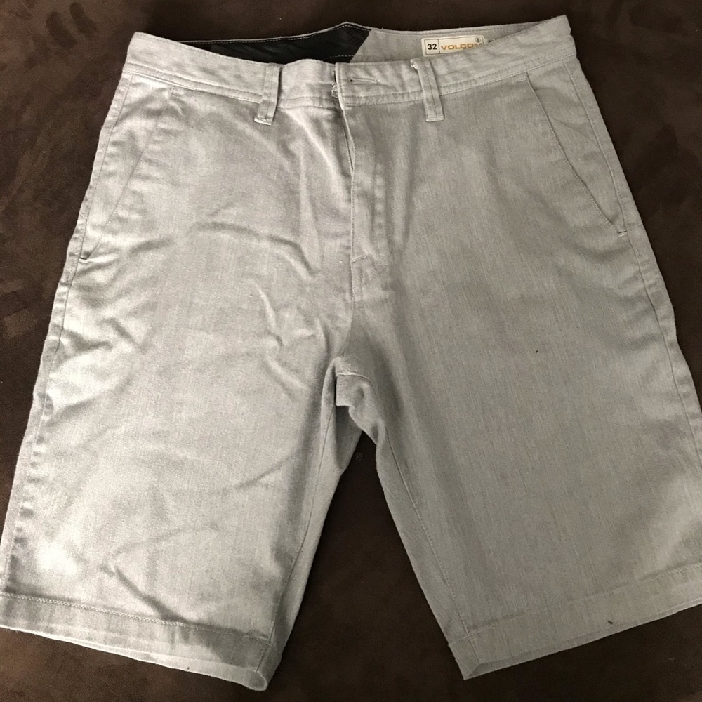 Volcolm Shorts